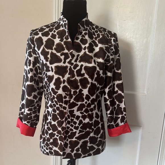 Chico's Cow Print Blazer with Red Trim Size 0 (Small) - Picture 5 of 12